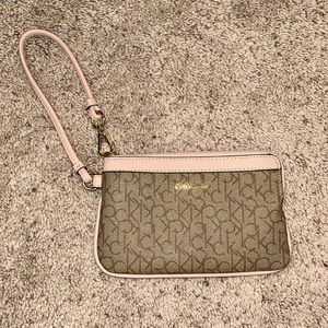 Michael Kors wristlet